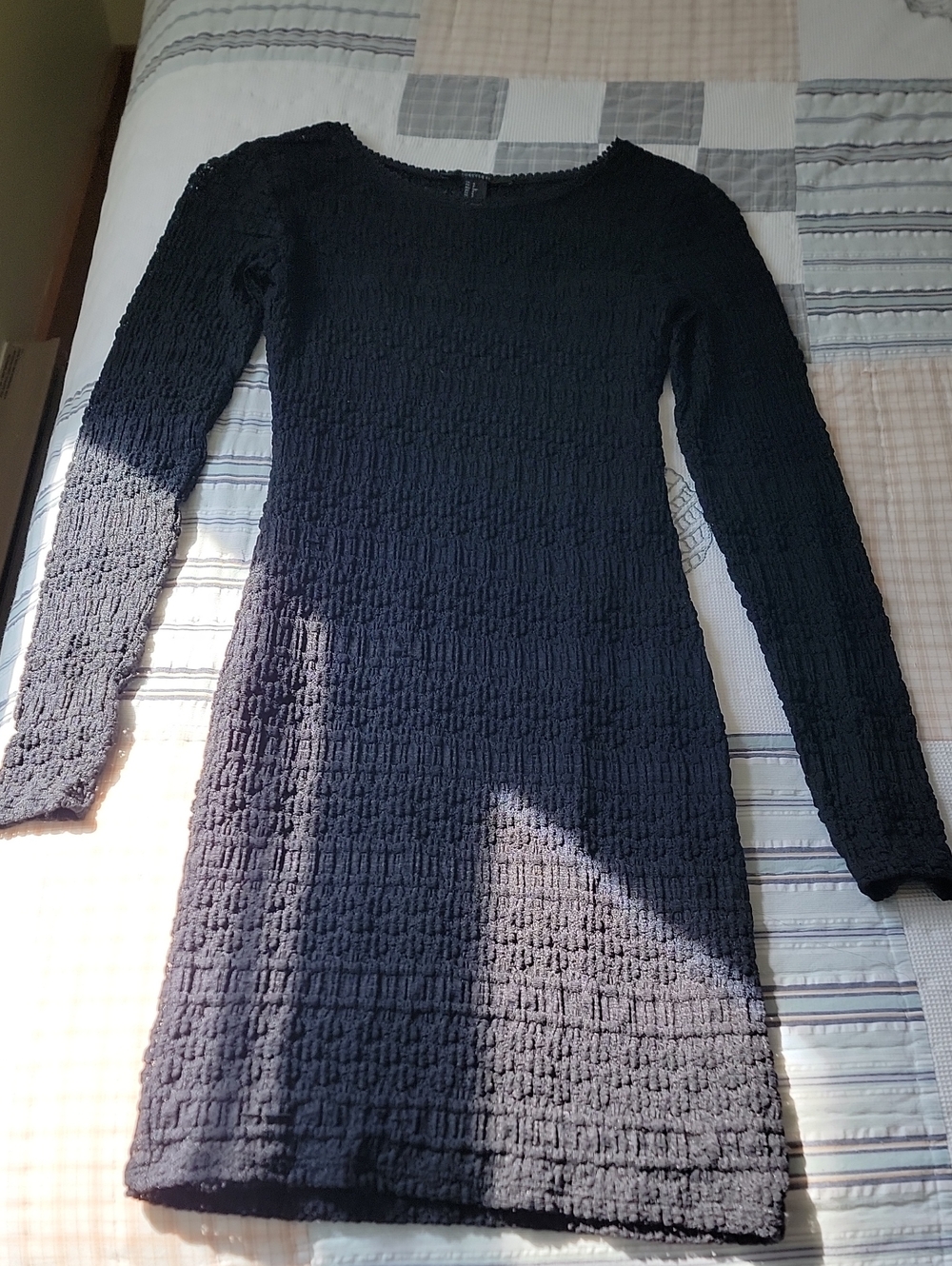Forever 21 Black Textured Long-Sleeve Mini Dress